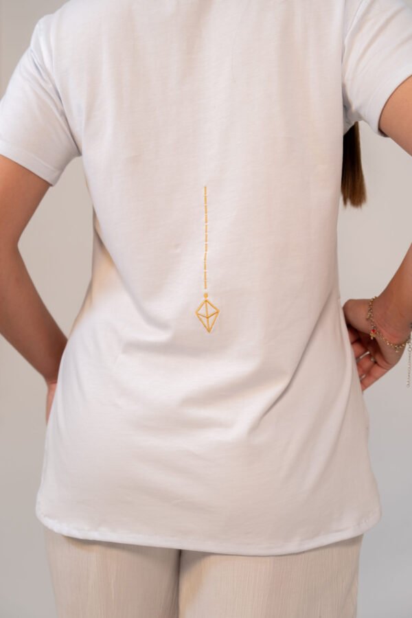 Camisa "hay magia en ti" manga corta - Image 4